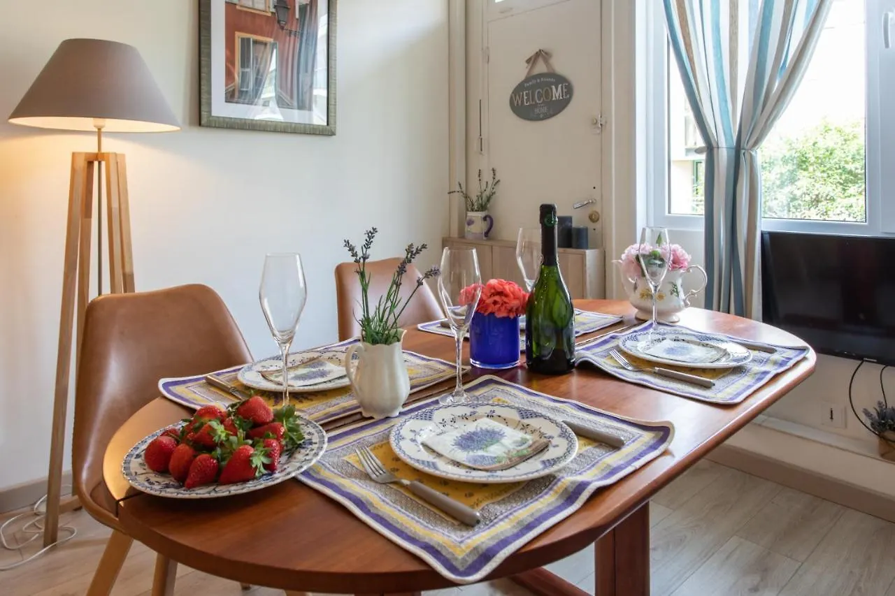 Luxury Apartment Nice Center Beach 3 Min Walk , Free Parking